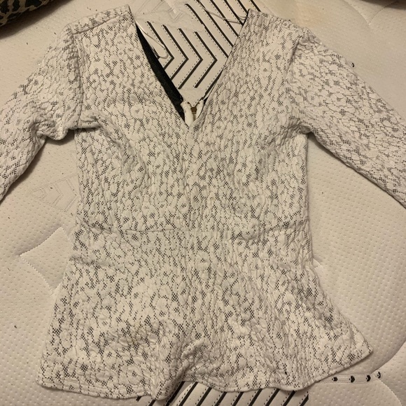 Floral lace top - Picture 1 of 2